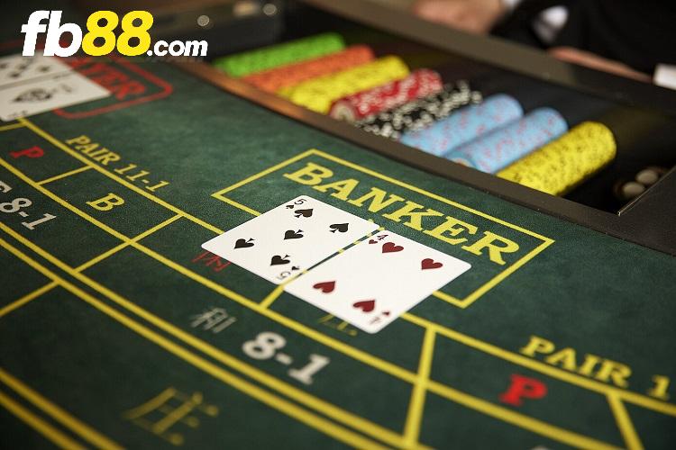 Mẹo chơi baccarat trực tuyến tại cổng game FB8